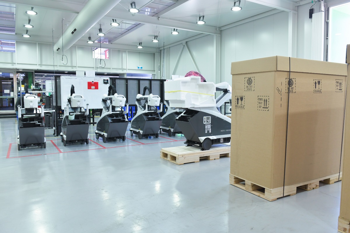 Rover mobile x-ray machine packing for shipment